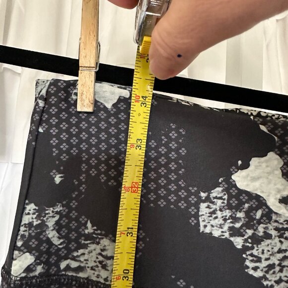 Marika Reversible leggings NWT medium - Picture 6 of 6